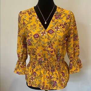 Floral Yellow v-neck  Top